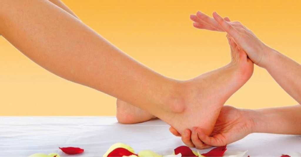 How to Book Your Foot Massage Appointment at Vista Salon